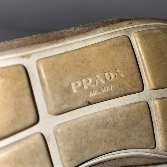 Prada Sand Desert Bootie shoes size EU 38 or 8 US - Picture 9 of 16